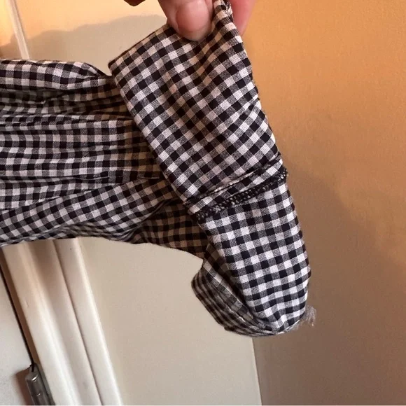 Style & Co XL BLACK & WHITE SHIRT WITH EMBROIDERY - Picture 4 of 8